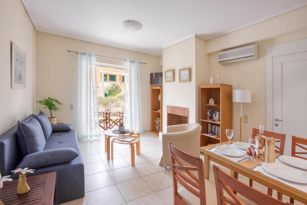 Dimeli Junior Apartment At The Beach Barbati Exterior photo